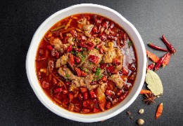 應(yīng)對生理期、熬夜和換季引發(fā)的痘痘，您需要這些護(hù)膚技巧