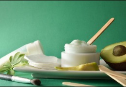 貼片面膜和涂抹面膜，哪個更適合你的肌膚？